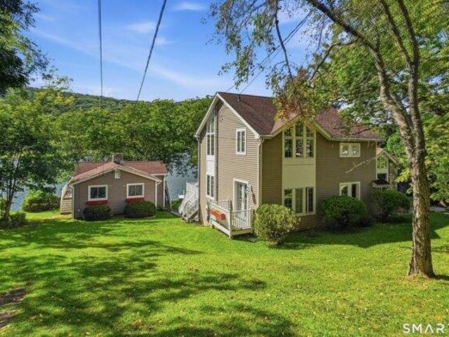 House for sale in New Fairfield, Connecticut