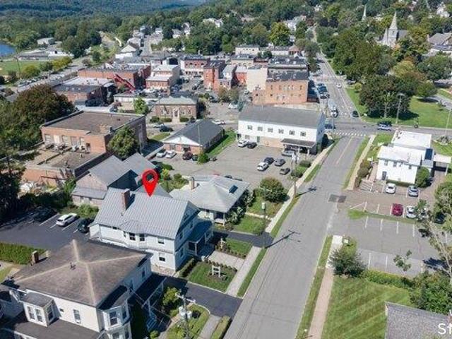 House for sale in Gaylordsville, Connecticut