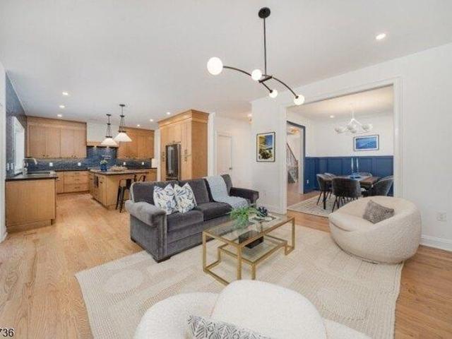 House for sale in New Providence, New Jersey
