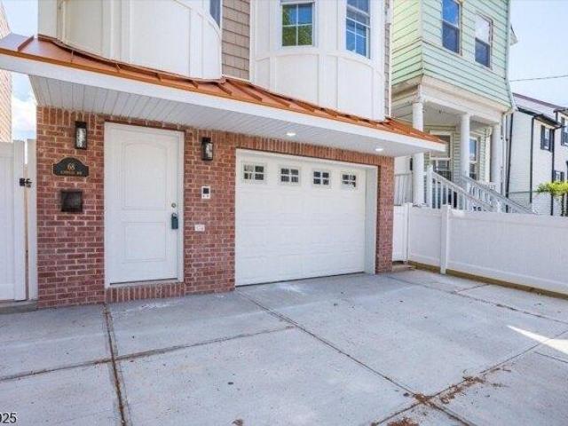 House for sale in Newark, New Jersey