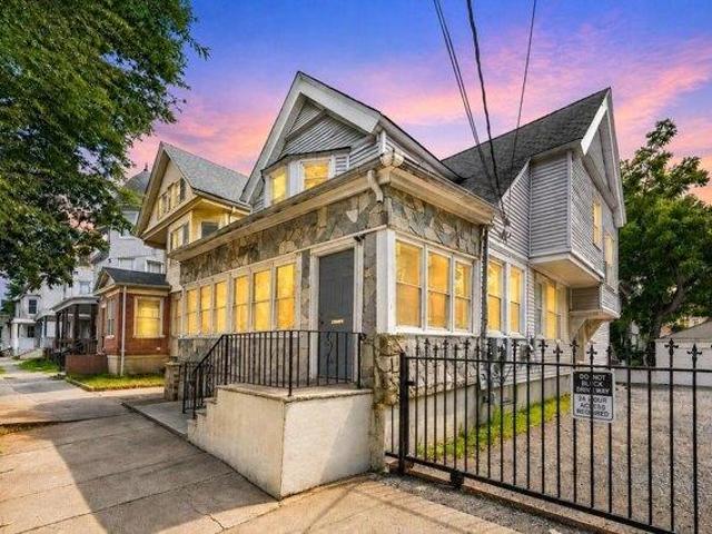 House for sale in Newark, New Jersey