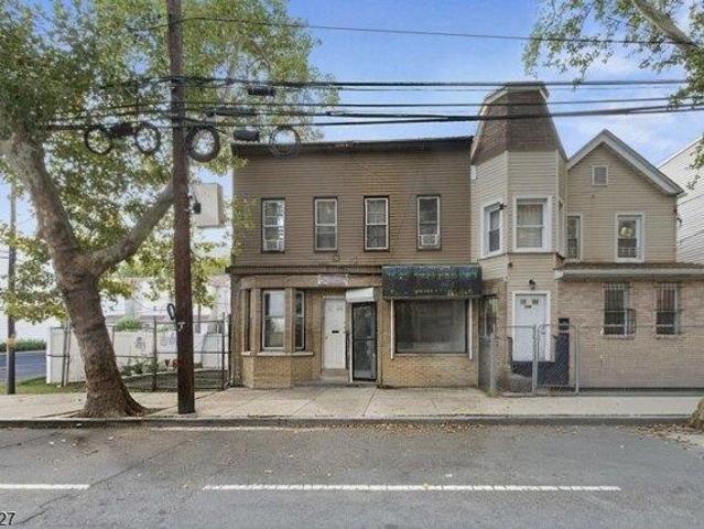 House for sale in Newark, New Jersey