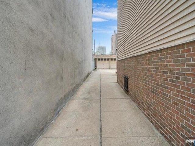 House for sale in The Ironbound, Newark