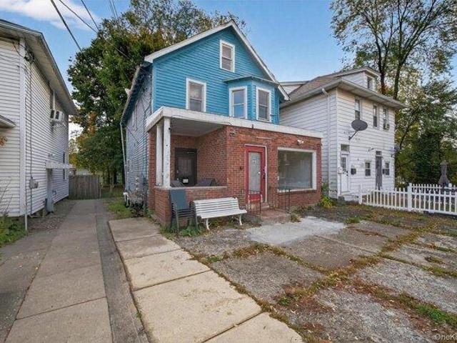 House for sale in Newburgh, New York