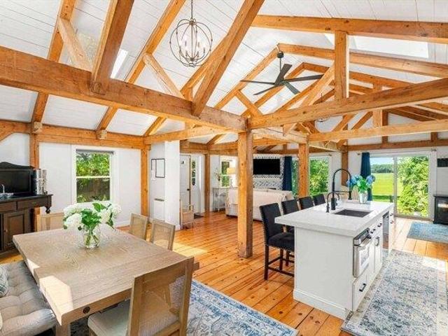 House for sale in Byfield, Massachusetts