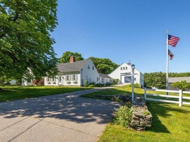 House for sale in Littlefield, Newfields