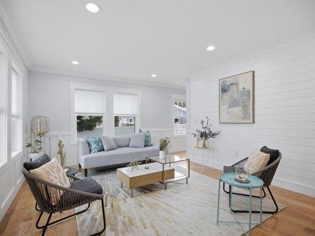 House for sale in West Newton, Newton