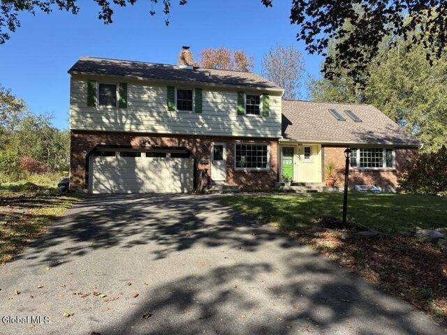 House for sale in Niskayuna, New York