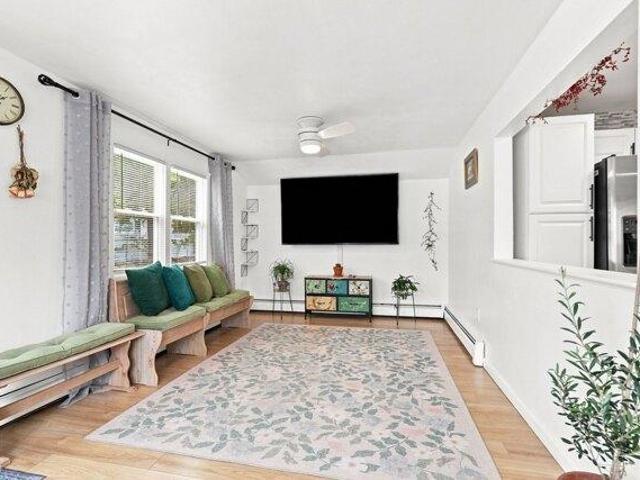 House for sale in North Andover, Essex County