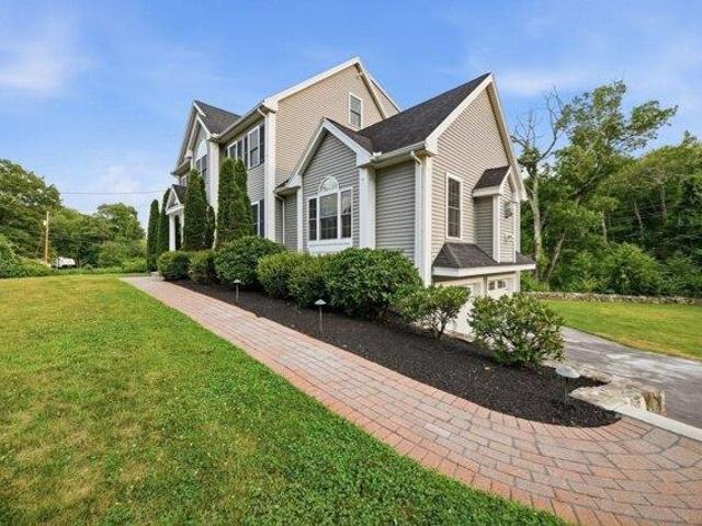 House for sale in Marble Ridge Station, Essex County
