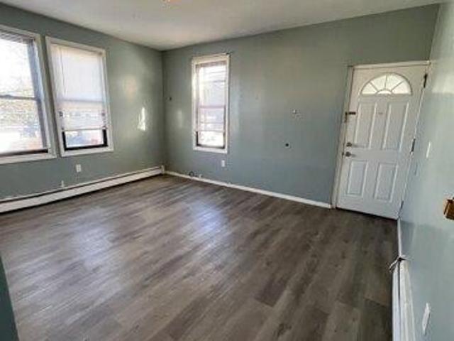 House for sale in Hudson, New Jersey