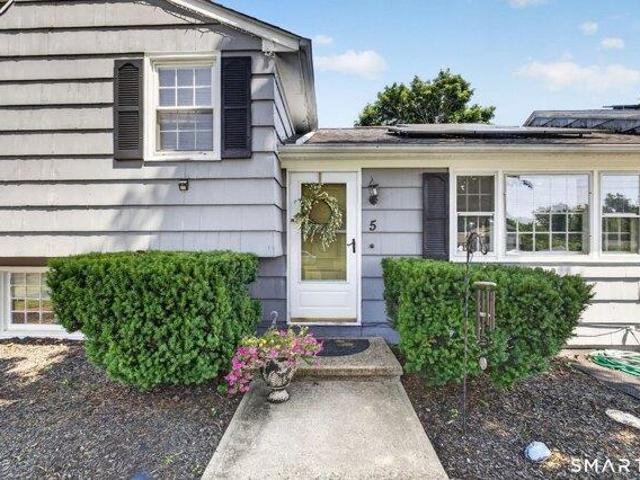 House for sale in North Haven, Connecticut