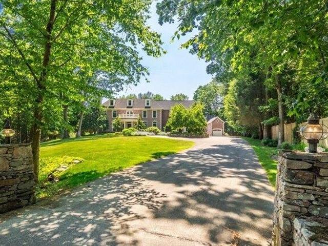House for sale in North Reading, Massachusetts