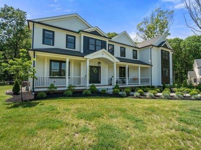 House for sale in North Reading, Massachusetts