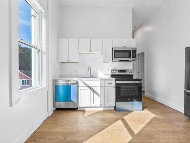 House for sale in North Reading, Massachusetts