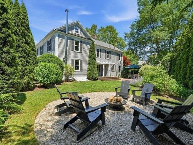 House for sale in Northampton, Hampshire County