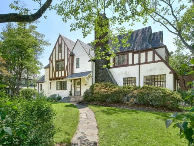 House for sale in New Rochelle, New York