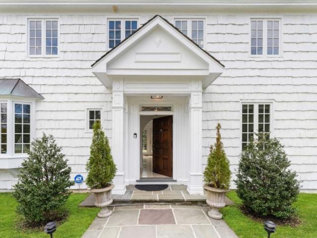 House for sale in Scarsdale, New York