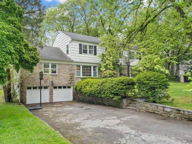 House for sale in Scarsdale, New York