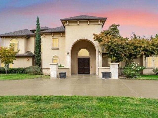 House for sale in Oakdale, California