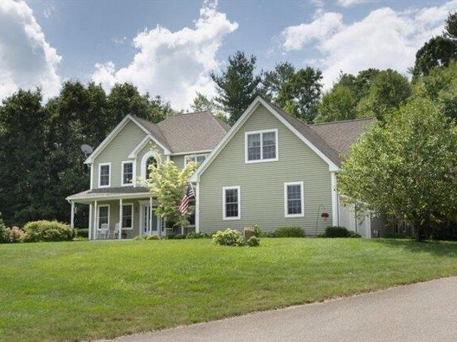 House for sale in New Braintree, Massachusetts