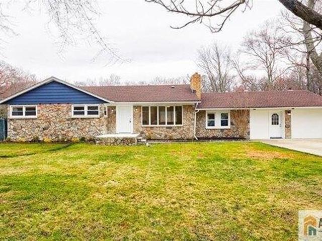House for sale in Cliffwood, New Jersey