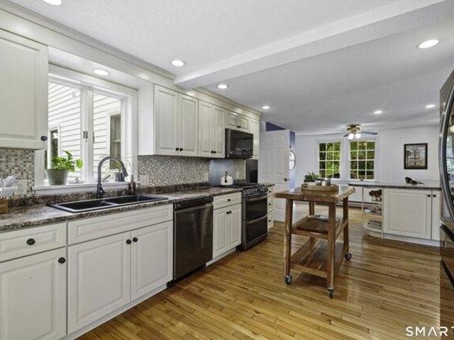 House for sale in Sound View, Old Lyme