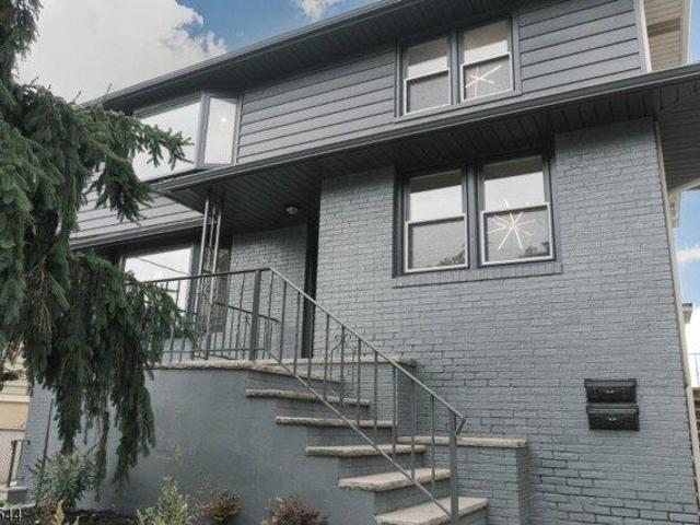 House for sale in Palisades Park, New Jersey