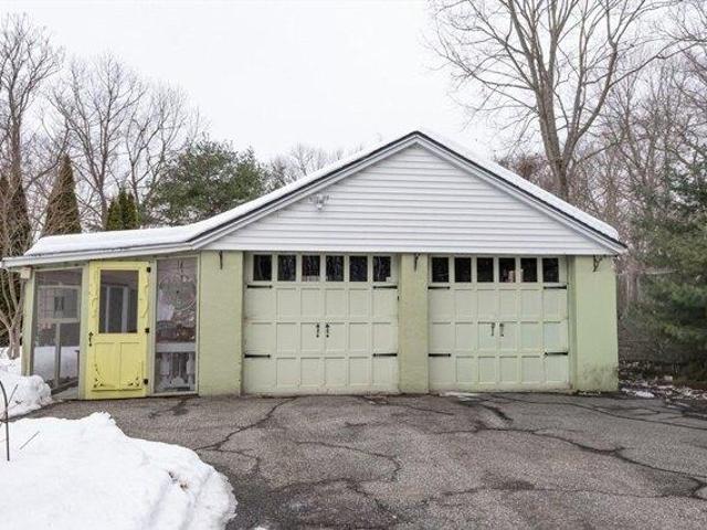 House for sale in Hampden, Massachusetts
