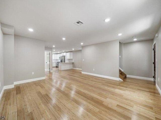 House for sale in Paterson, Passaic County