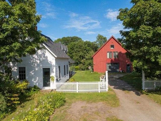 House for sale in Peacham, Vermont