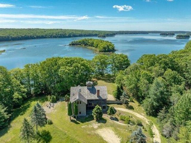 House for sale in Penobscot, Maine