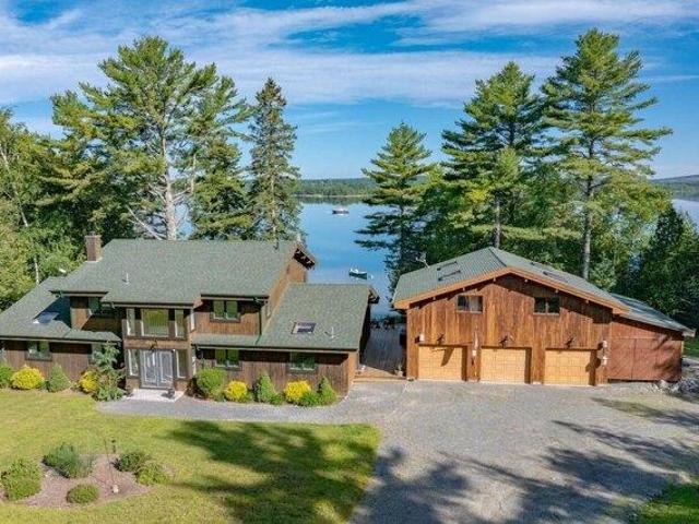 House for sale in Penobscot, Maine
