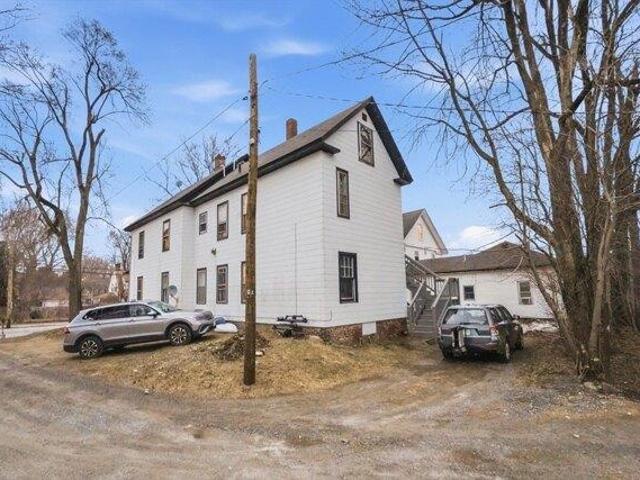House for sale in Pepperell, Massachusetts