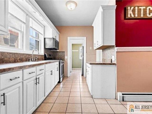 House for sale in Perth Amboy, New Jersey