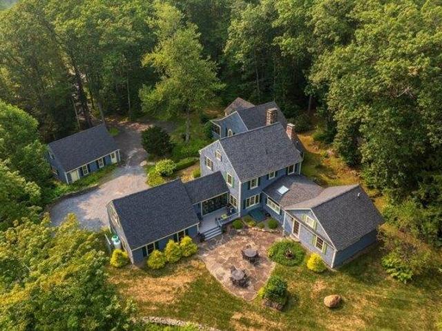 House for sale in New Hampshire