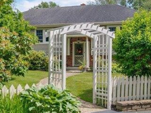 House for sale in Phippsburg, Maine