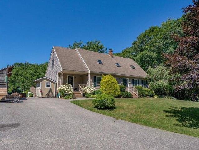 House for sale in Phippsburg, Maine