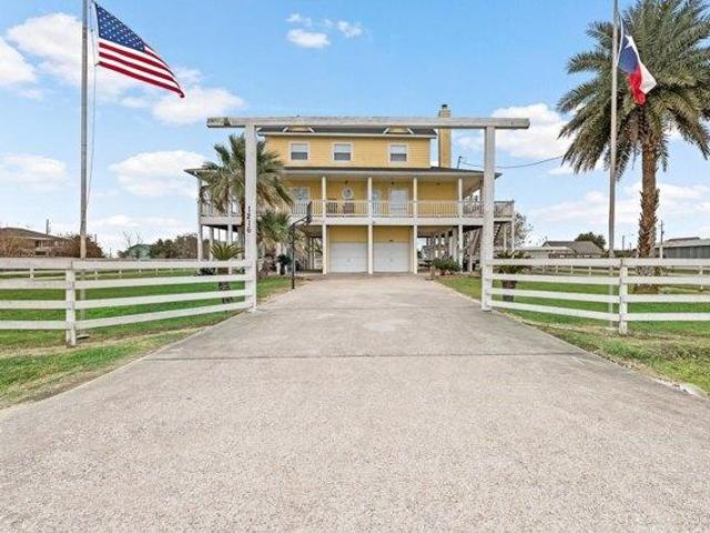 House for sale in Port Bolivar, Texas
