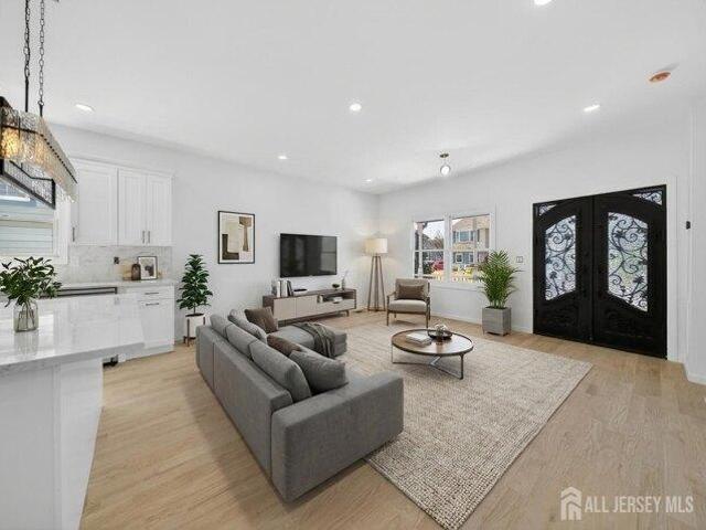House for sale in Avenel, New Jersey