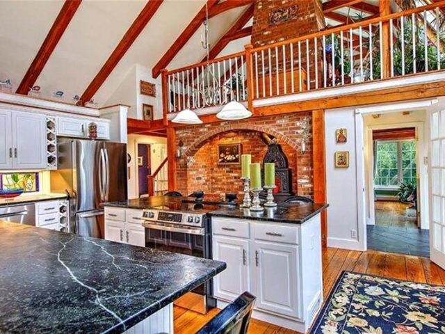 House for sale in Portsmouth, Newport County