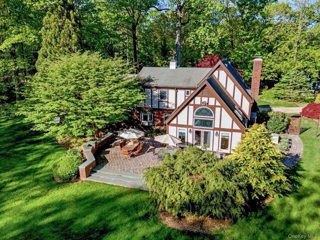 House for sale in Pound Ridge, New York