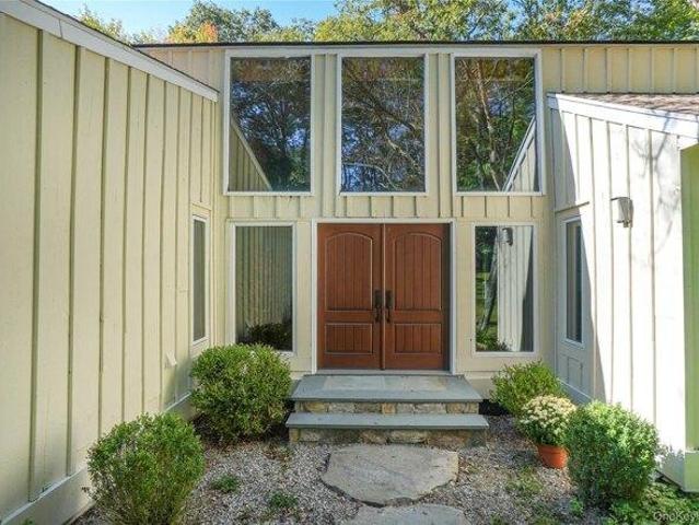 House for sale in Pound Ridge, New York