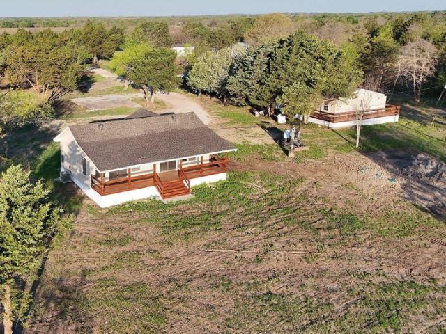 House for sale in Navarro, Texas
