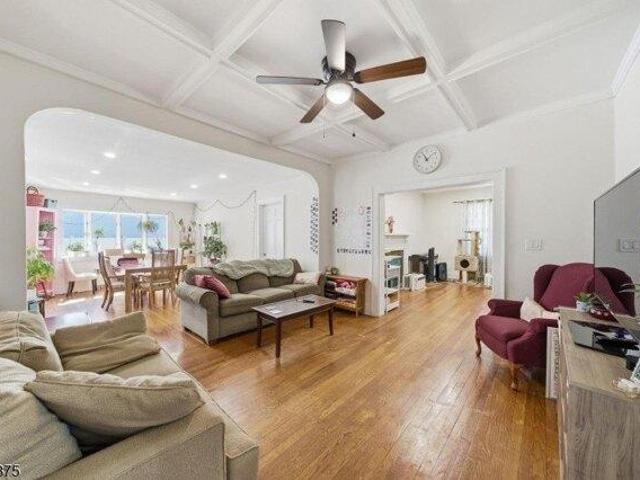 House for sale in Rahway, New Jersey