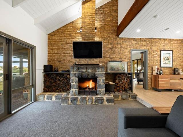 House for sale in Riddells Creek, Victoria