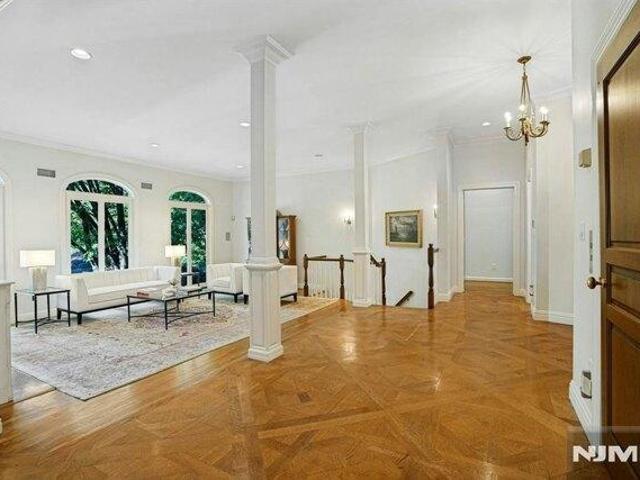 House for sale in Ridgewood, Bergen County