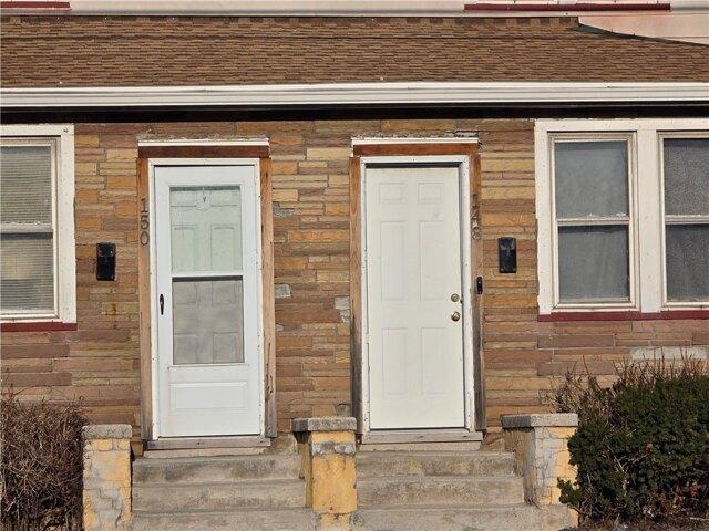 House for sale in Oak Hill, New York