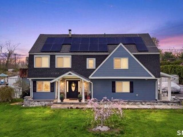 House for sale in Rocky Hill, Connecticut