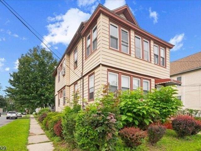 House for sale in Roselle, New Jersey